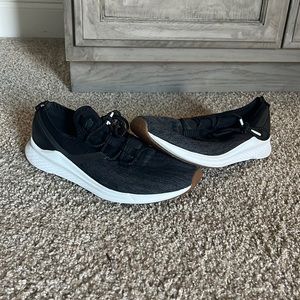 New Balance Tennis Shoes